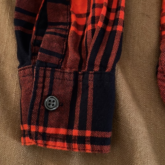 Old Navy Flannel - Picture 6 of 8